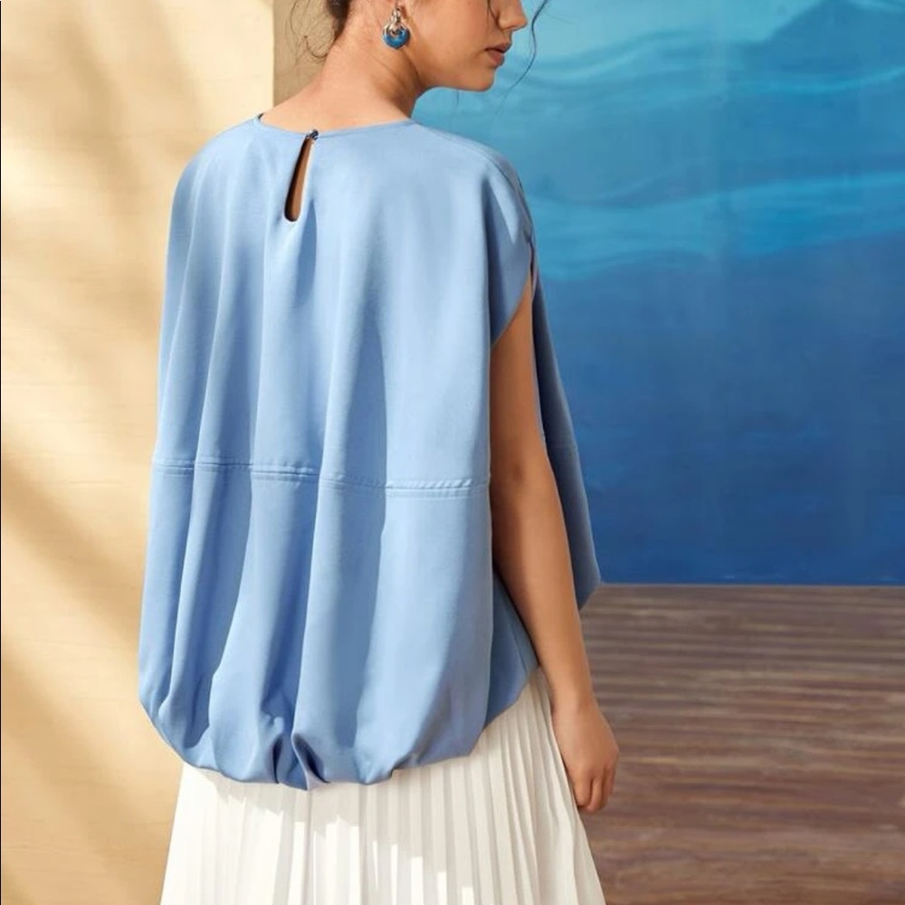 Batwing Sleeve Blouse - Picture 7 of 8